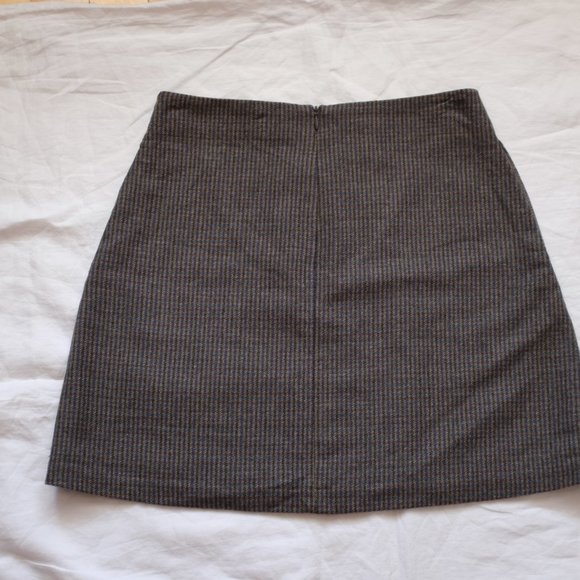 Aritzia Wilfred New Classic wool mini skirt - Picture 6 of 6